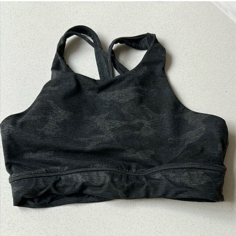 Vuori Elevation Camouflage Sports Bra 🩶